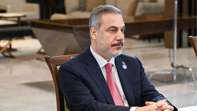 bakan-fidan-filistin-devlet-baskani-yardimciligi-gorevine-gelen-es-seyh-ile-gorustu-1745694383216.jpeg Bakan Fidan Filistin Devlet Başkanı Yardımcılığı görevine gelen eş-Şeyh ile görüştü!