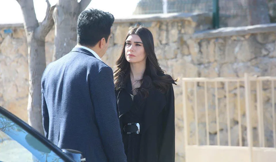 Aşk ve Mavi 17. son bölüm tamamı (tek parça) full izle!