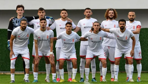 futbolu-siyasete-bulastirdi-balikesirspor-camiasini-karsisina-aldi-1696748031511.jpeg