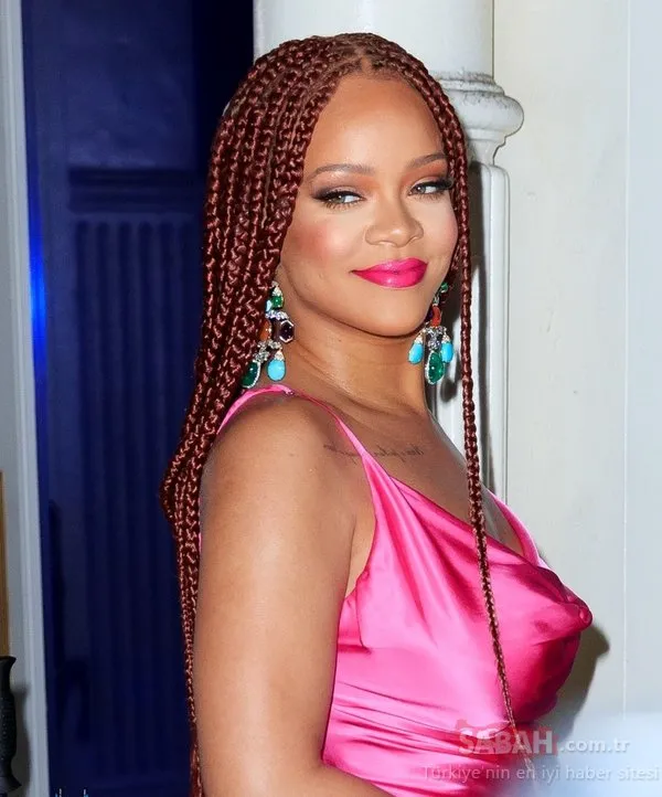 Rihanna 3 saat bekletti ama... Rihanna'nın gelişi olay oldu!