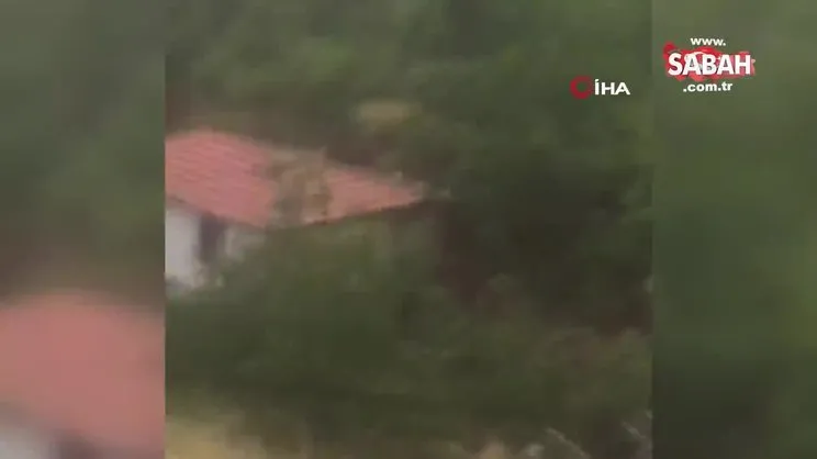 Amasya’da sel bir evi böyle yıktı | Video