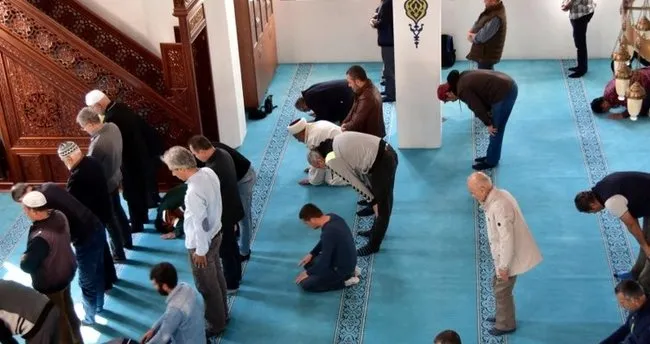 bugun cuma namazi saat kacta kilinacak ezan kacta okunacak 15 ekim 2021 diyanet ile ankara izmir istanbul cuma namazi saatleri vakti son dakika spor haberleri