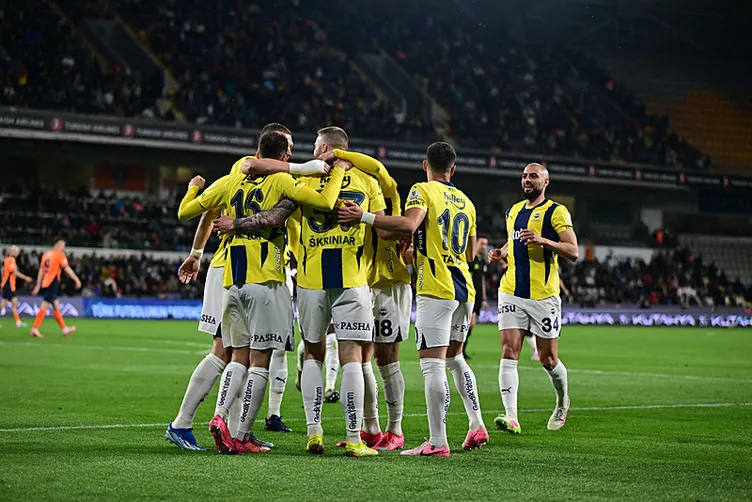 Anderson Talisca ve Dusan Tadic arasında tartışma! Başakşehir – Fenerbahçe maçında flaş olay!