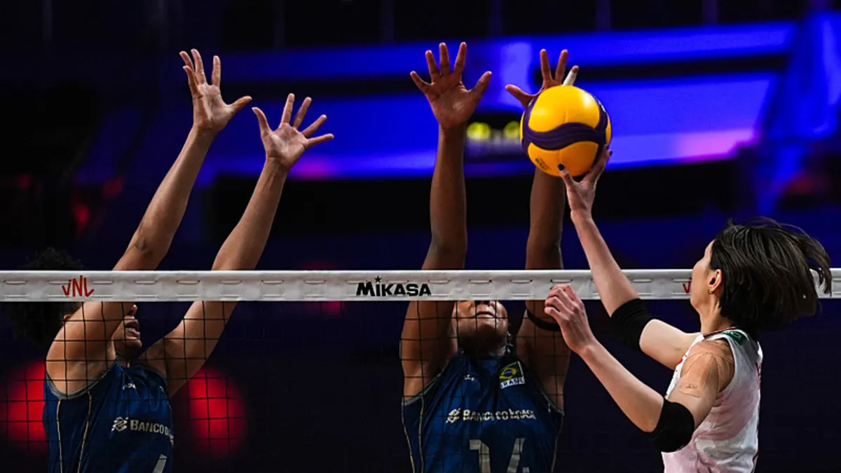 Voleybol Kadınlar Milletler Ligi’nde ilk yarı final eşleşmesi belli oldu Voleybol Kadınlar Milletler Ligi’nde ilk yarı final eşleşmesi belli oldu
