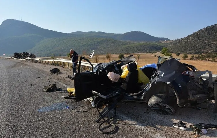 Feci kaza: Hız kadranı 170 kilometrede takılı kaldı