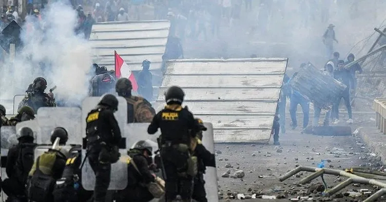 Peru’da protestolar sürüyor! Göstericiler polisle çatıştı