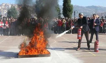 Zonguldak’ta öğrenciler yangınla mücadeleyi öğrendiler