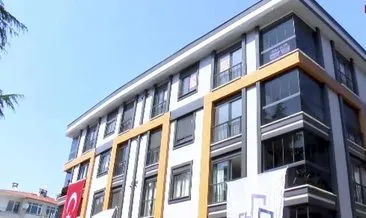 Bahçelievler'de 'Yarısı Bizden' kampanyasıyla yeniden yapılan bina hak sahiplerine teslim edildi #istanbul
