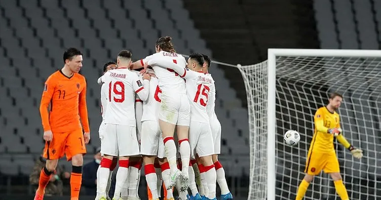 Son dakika: Burak Yılmaz hat-trick yaptı! Millilerimiz Hollanda'yı yıktı geçti...