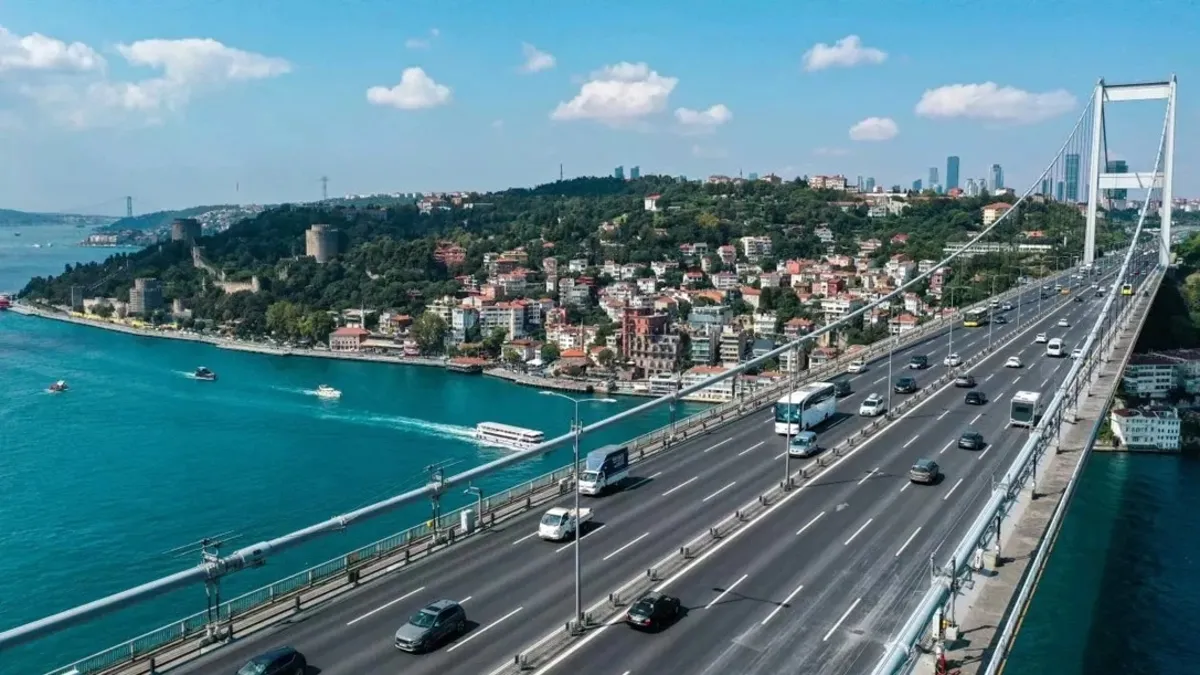 Ulaştırma ve Altyapı Bakanı Abdulkadir Uraloğlu'nun açıklamasıyla ilgili görsel.