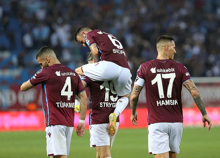 trabzonspor-sahasinda-farkli-kazandi-alanyaspor-avantaji-koruyamadi-1685814615277.jpg