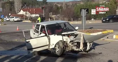 Uşak’ta trafik kazası: 1 ölü, 3 yaralı | Video