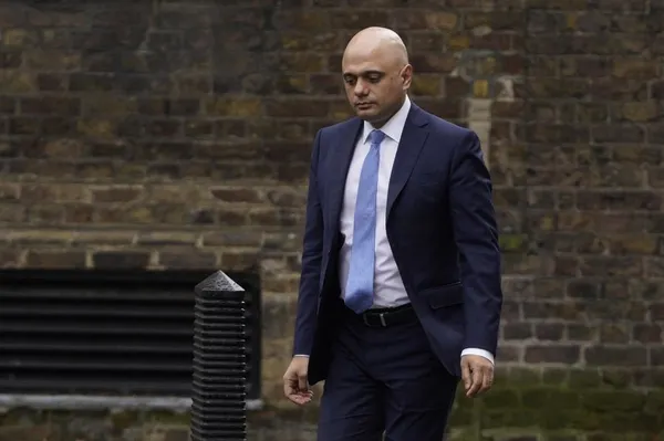 son-dakika-ingilterenin-yeni-saglik-bakani-sajid-javid-oldu-1624744600445.jpg Son dakika: İngiltere'nin yeni Sağlık Bakanı Sajid Javid oldu