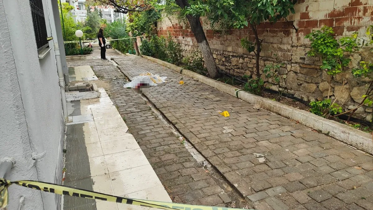 Aydın'da kan donduran olay! Evinin balkonundan düşen Ayça hayatını kaybetti