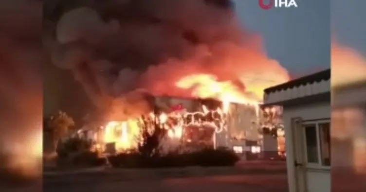Antalya’da gıda fabrikasında yangın çıktı