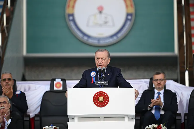 baskan-erdogandan-onemli-aciklamalar-teror-meselesini-kalici-bicimde-cozecegiz-1786639544241.jpeg