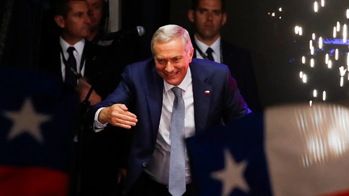 Şili’de devlet başkanı seçimini aşırı sağcı kazandı Şili’de devlet başkanı seçimini aşırı sağcı kazandı