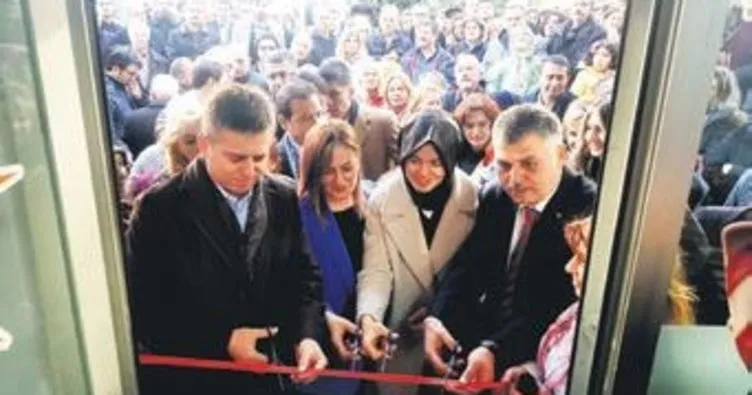 AK Parti Bahçelievler seçim bürosu açıldı