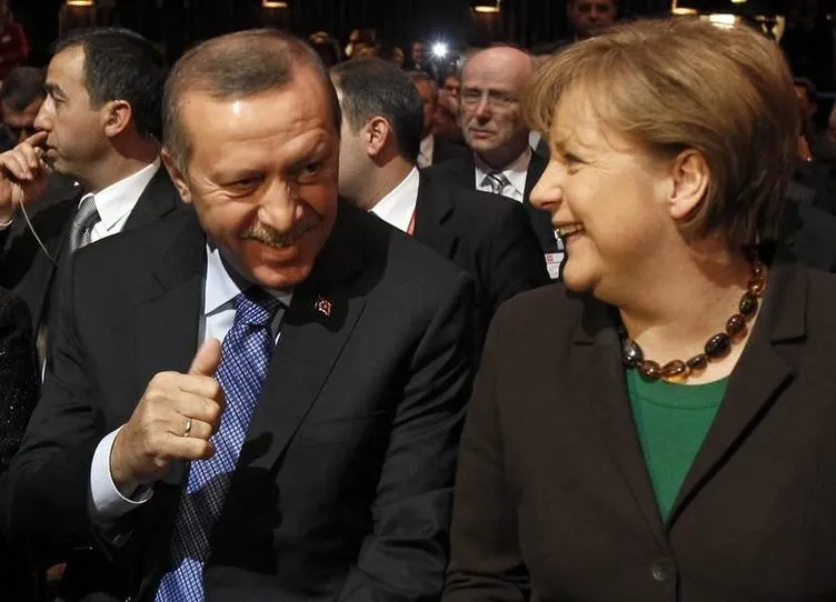Başbakan Erdoğan ve Merkel CeBIT Fuarını açtı