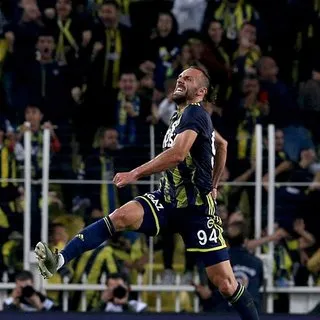Ali Koç'tan kurmaylarına Vedat Muriqi talimatı