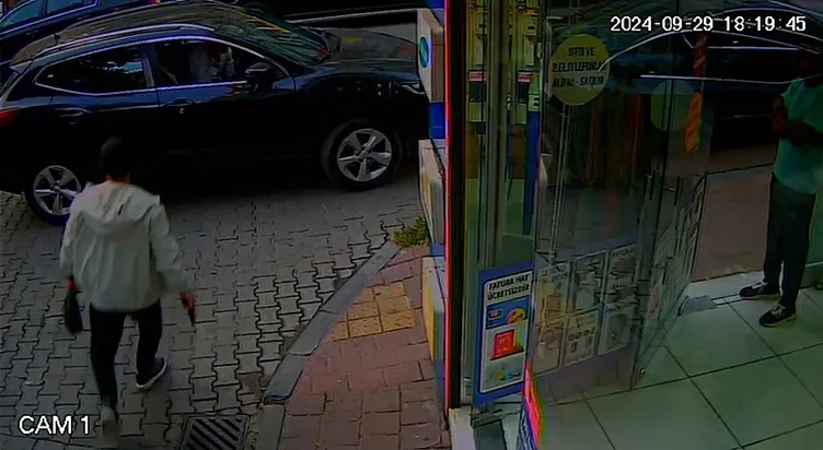 Eski sevgilisini yeni sevgilisiyle gördü: Sokak ortasında kurşun yağdırdı!