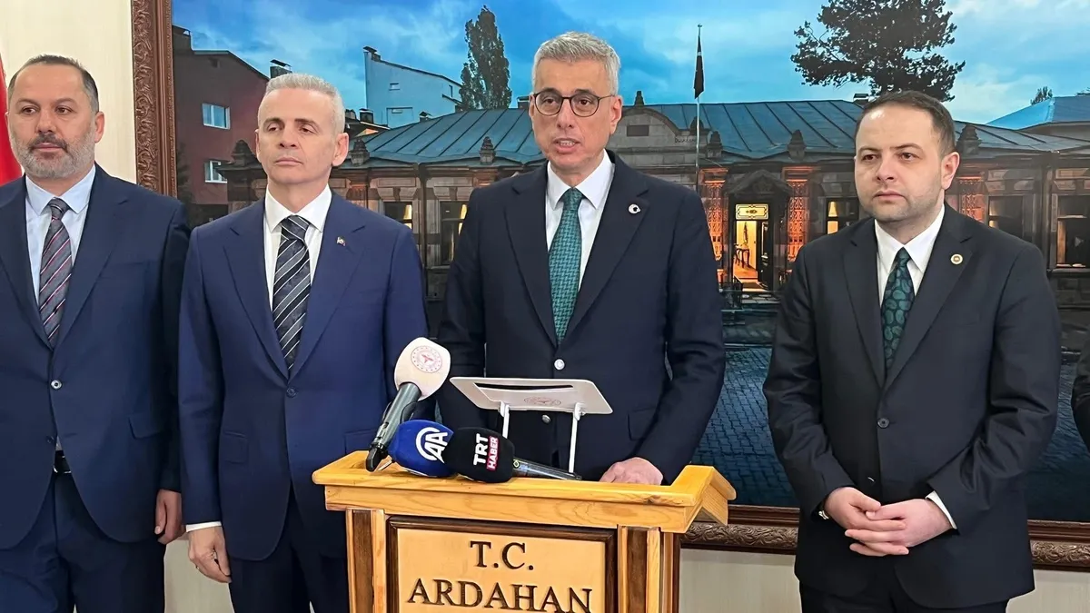 Sağlık Bakanı Memişoğlu 10 milyon kişinin kilosunu ölçtüklerini açıkladı Sağlık Bakanı Memişoğlu 10 milyon kişinin kilosunu ölçtüklerini açıkladı