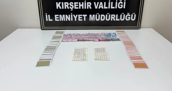 Kırşehir’de kumar operasyonu: 4 kişiye 36 bin 988 lira ceza