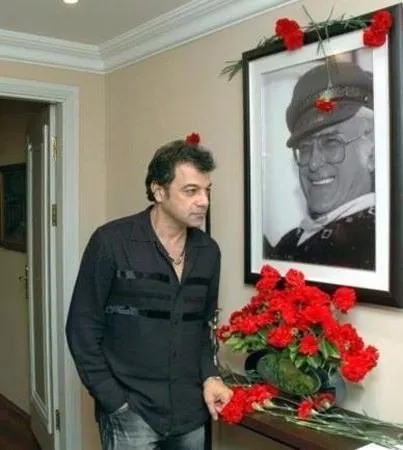 &#220;nl&#252; akrabalar!