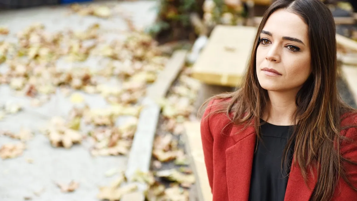 Ünlü oyuncudan takipçilerine acil çağrı! "Sakın İnanmayın!" diyerek açıkladı