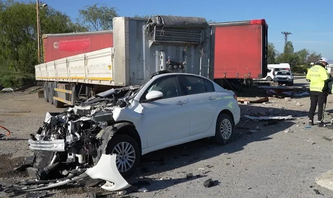 Kırıkkale’de feci kaza: 1 ölü, 2 yaralı