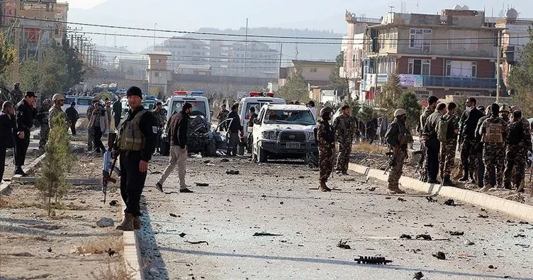 Afganistan’da bombalı saldırı: 15 ölü