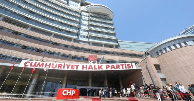 CHP’li Belediye Başkanı Mustafa Güzel partisinden istifa etti