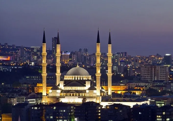 İmsakiye 2022 ile sahur vakti ve iftar saati takvimi! İstanbul, Ankara, İzmir, Bursa iftar vakti, imsak vakitleri ve 81 il için imsakiye