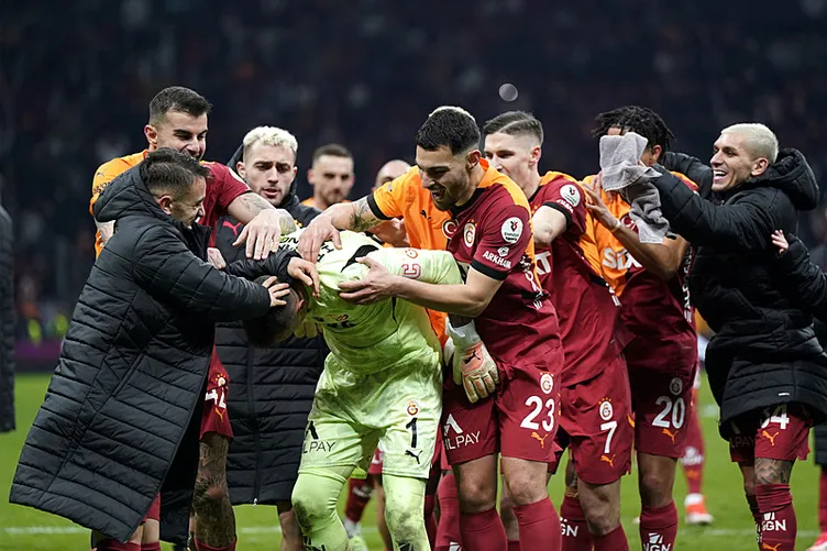 Son dakika haberi: Galatasaray’a dünya yıldızı golcü! Ünlü gazeteci bomba transferi duyurdu...