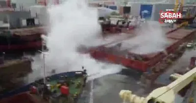 İstanbul Tuzla’da vinç devrilirken yaşanan panik kamerada