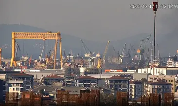 Tuzla’da 6 katlı gemide yangın