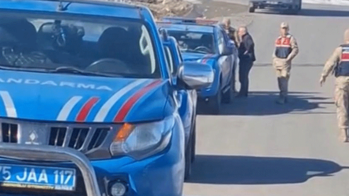 Ardahan’da iki köy arasındaki kavga hastaneye sıçradı! Çok sayıda yaralı var Ardahan’da iki köy arasındaki kavga hastaneye sıçradı! Çok sayıda yaralı var