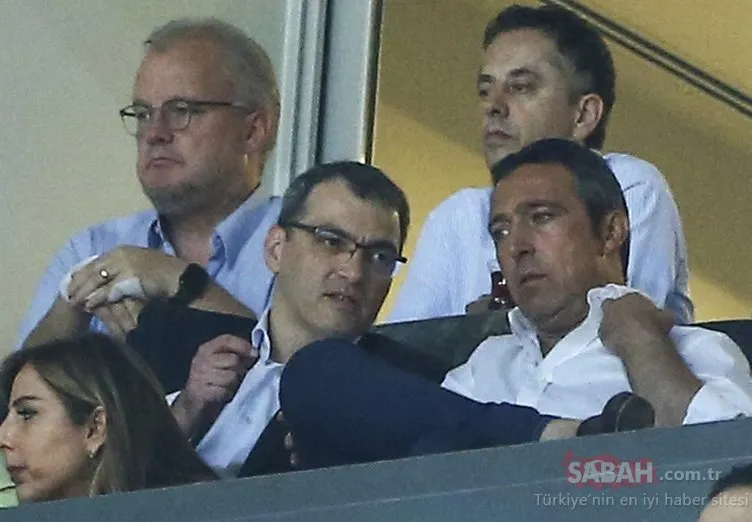 Fenerbahçe’nin teknik direktör arayışında sürpriz gelişme
