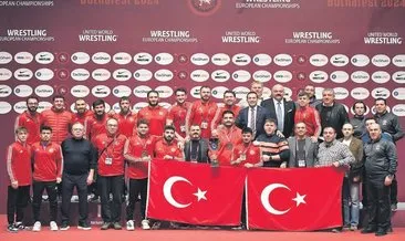 Başkan Erdoğan’dan milli güreşçilere tebrik