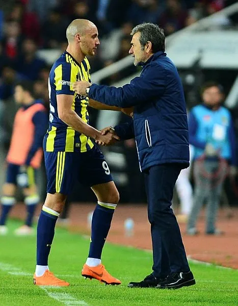 Aykut Kocaman ilk transferini Fenerbahçe’den yapacak