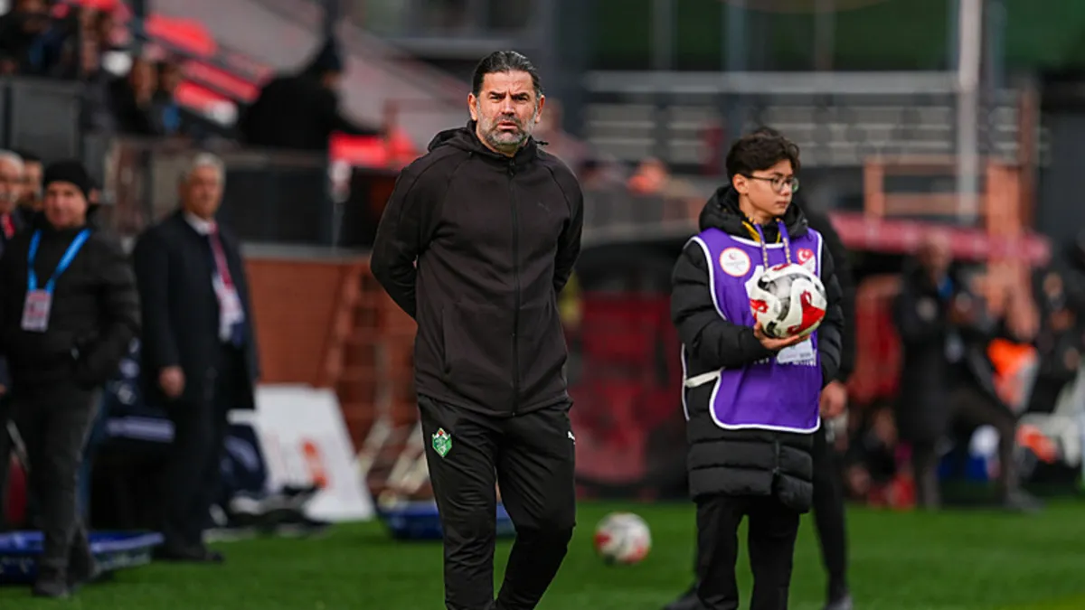 İbrahim Üzülmez: Ayağa kalkmamız lazım!