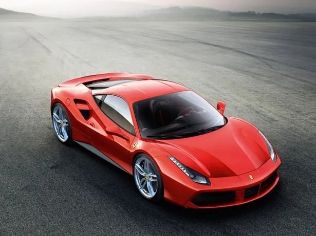 Ferrari yeni modeli 488 GTB’yi tanıttı