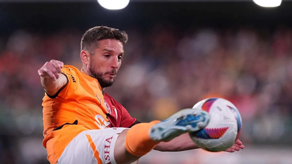 GALATASARAY HABERİ: Yaş 37, Aslan'ın yarısı Mertens