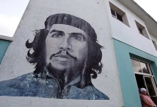 Papa Küba'yı ziyaret etti