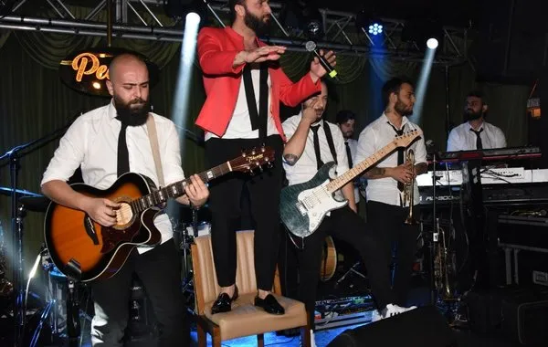 Yoğun tempoya rağmen yeni yıla GUNAYDIN diyenlere alkış