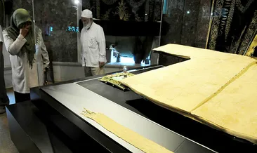 Hırka-i Şerif ziyarete açıldı