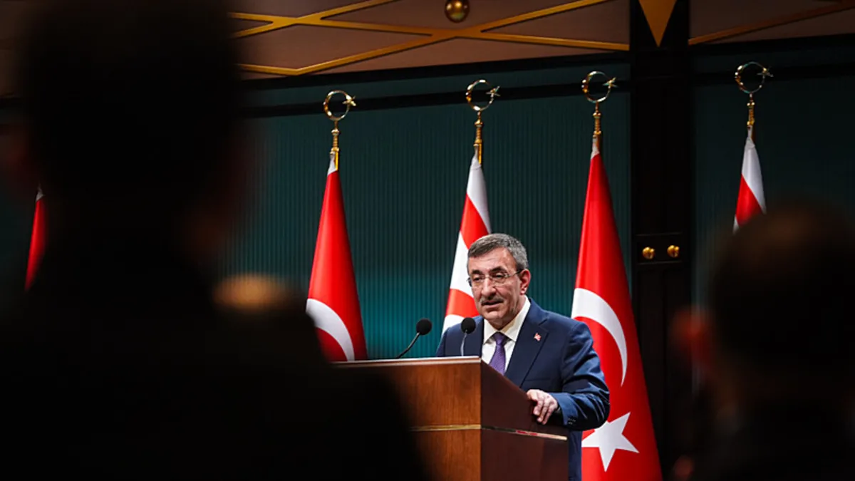 Cumhurbaşkanı Yardımcısı Cevdet Yılmaz’dan VakıfBank’a tebrik! Cumhurbaşkanı Yardımcısı Cevdet Yılmaz’dan VakıfBank’a tebrik!