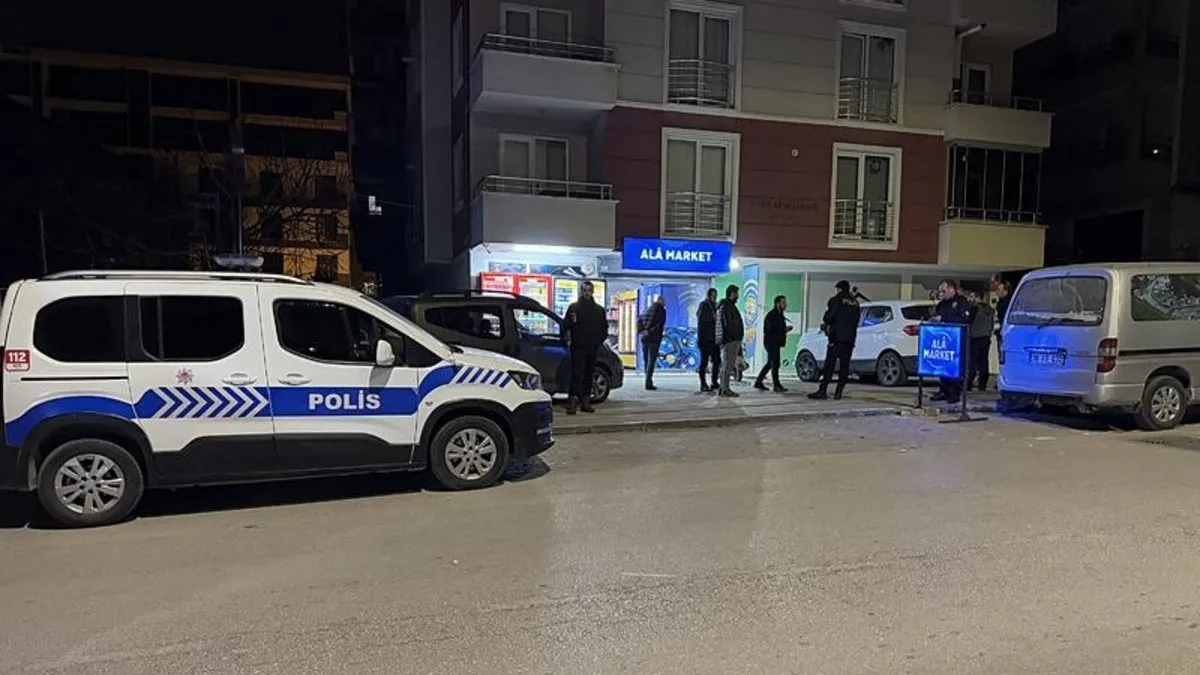 Bursa'da tekel bayisinde silahlı soygun