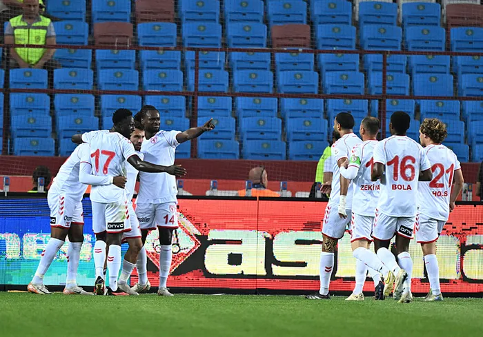 trabzonspor-samsunspor-macinda-gol-yagmuru-1748196738384.jpeg