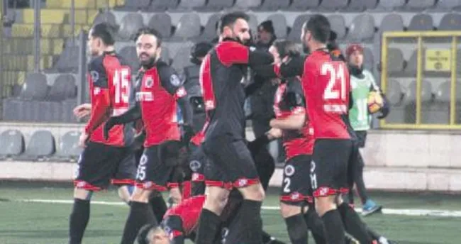 Gençler, Özat’la tam yol ileri